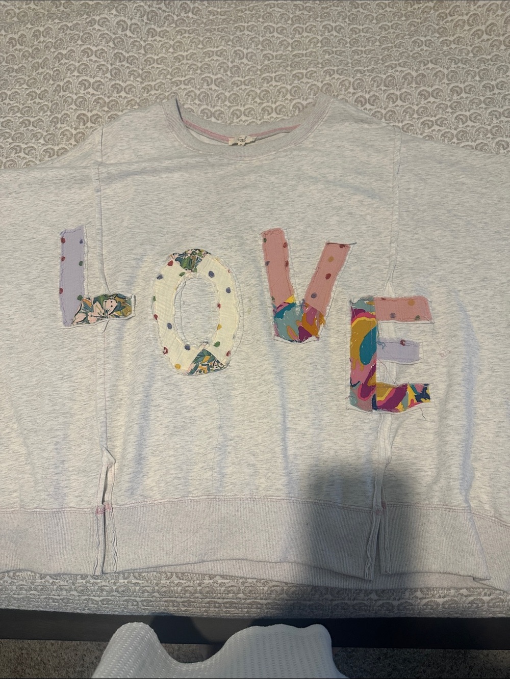 easel Light Gray Sweatshirt with Multicolor 'LOVE' Appliqué